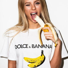 Cargar imagen en el visor de la galería, Dolce &amp; Banana Short Sleeve Graphic T shirt
