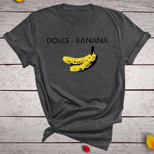 Cargar imagen en el visor de la galería, Dolce &amp; Banana Short Sleeve Graphic T shirt
